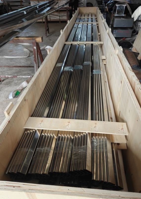 درخشش ساختاری آلومینیومی تحت درمان حرارتی که برای مقاومت در برابر فشارهای بالا و شرایط بارگذاری در چارچوب های ساختاری طراحی شده است