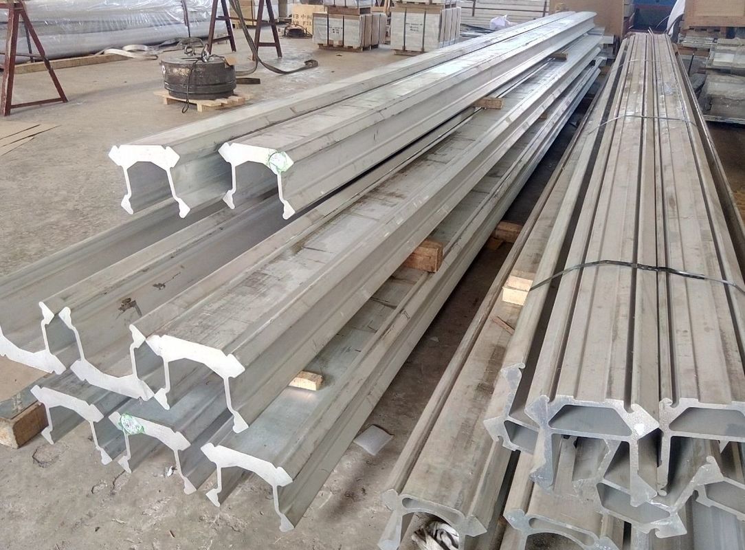 T شکل 4.2M آلومینیوم پروفیل های اکسترود شده با مقاومت بالا 2.71 G / Cc تراکم